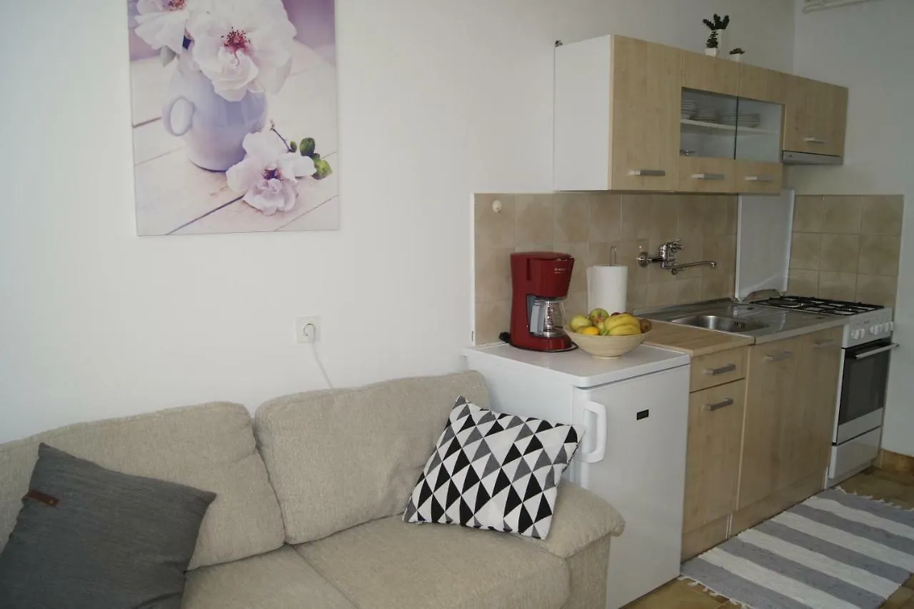 Apartamento Apartmani Popovic Poreč